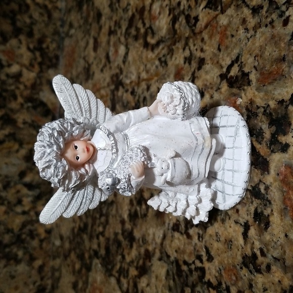 Christmas angel Lamb and basket - Picture 1 of 5